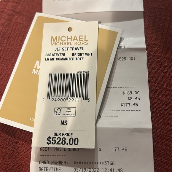 Micheal Kors Jet Set Commuter Tote - Picture 8 of 8